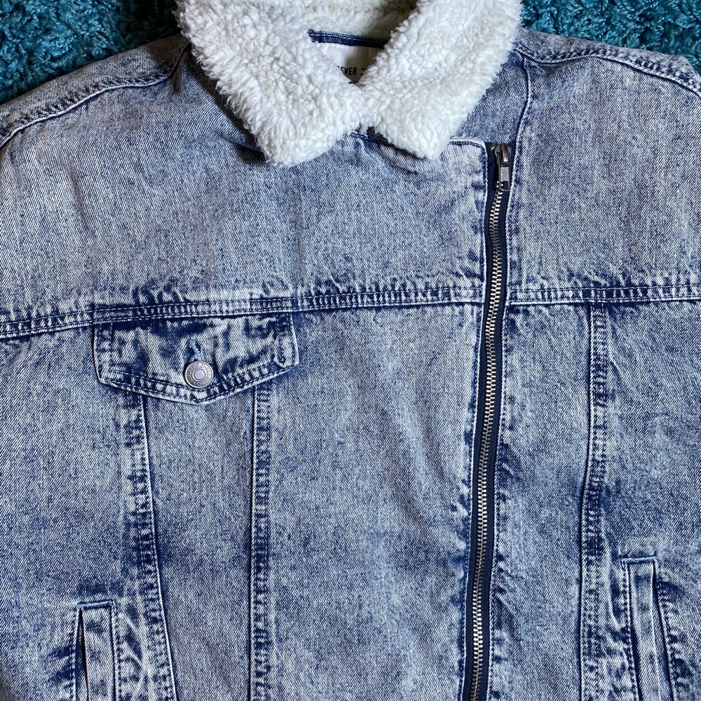Denim jacket - Picture 8 of 11